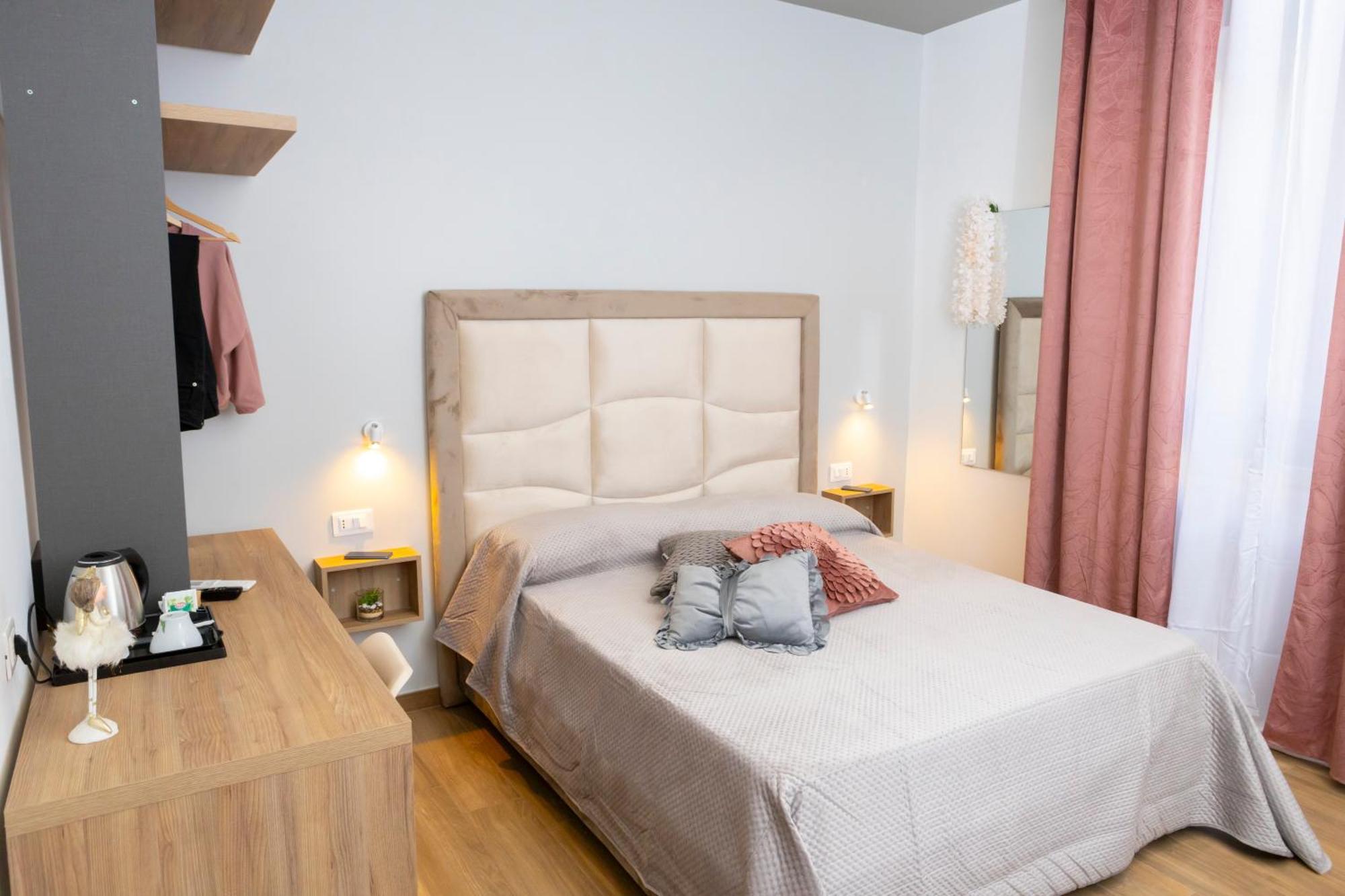 Alleria Rooms نابولي المظهر الخارجي الصورة