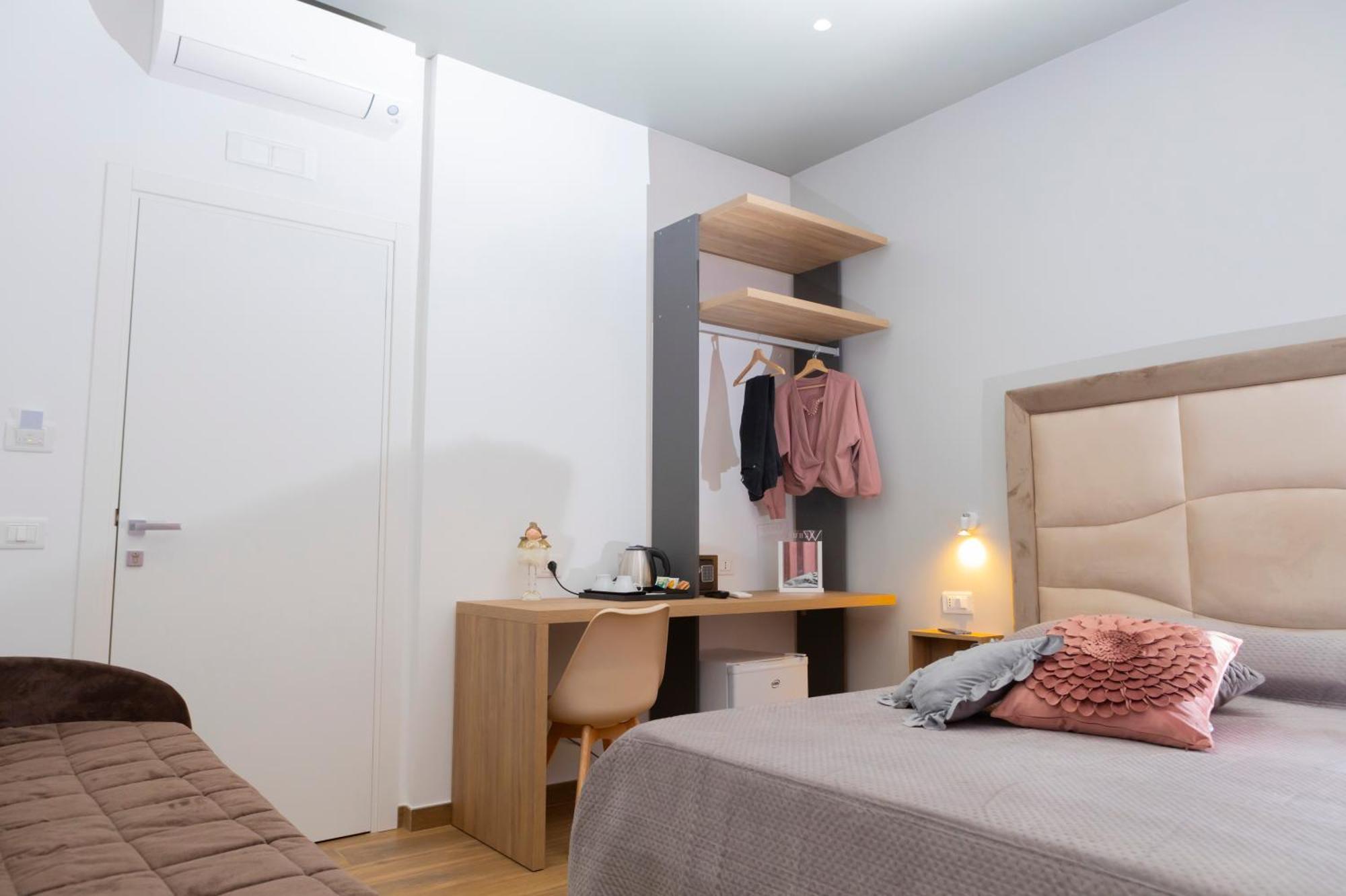Alleria Rooms نابولي المظهر الخارجي الصورة