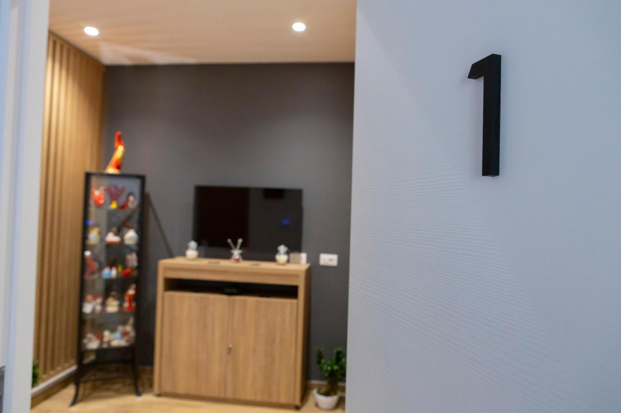 Alleria Rooms نابولي المظهر الخارجي الصورة