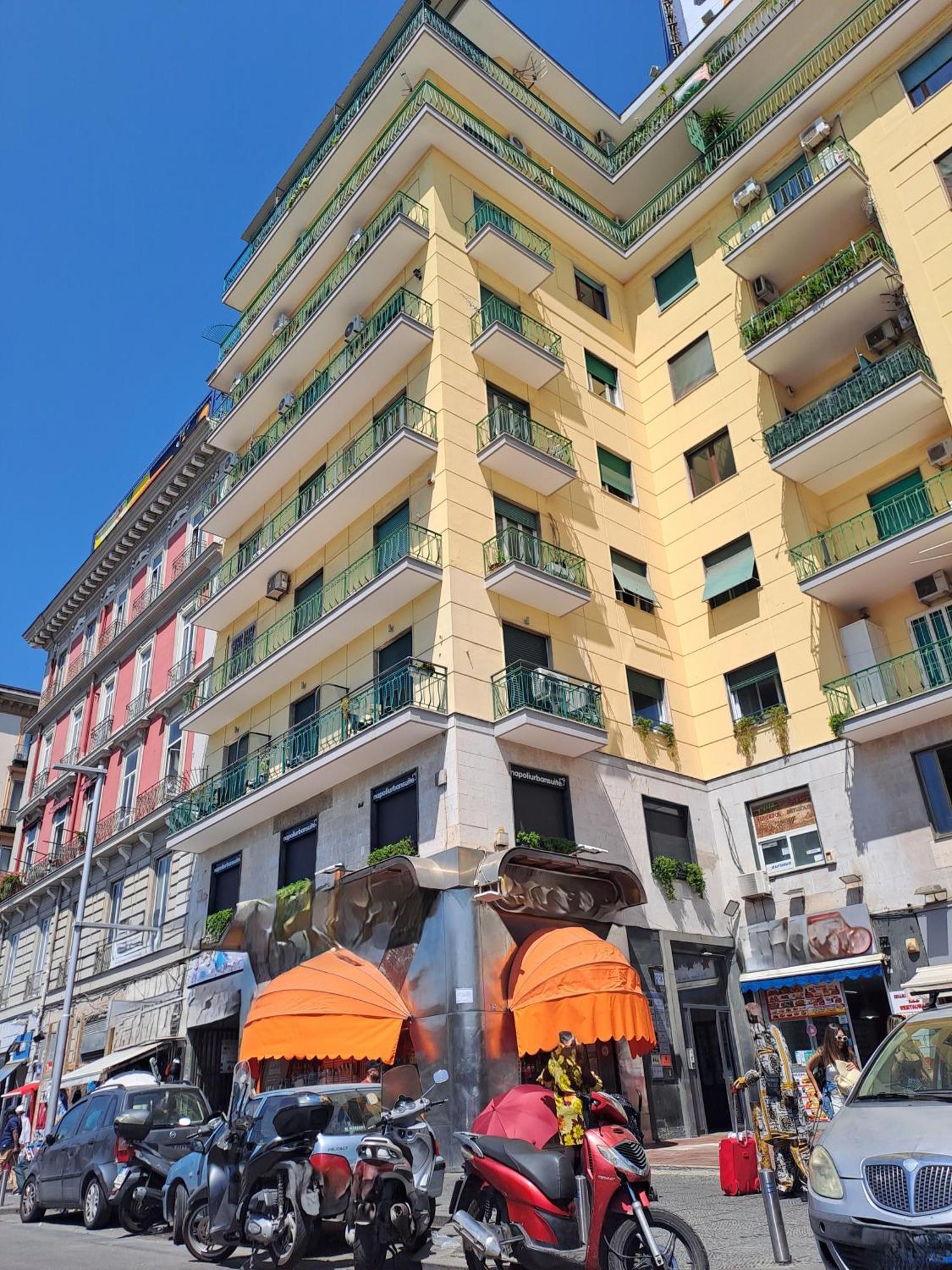 Alleria Rooms نابولي المظهر الخارجي الصورة