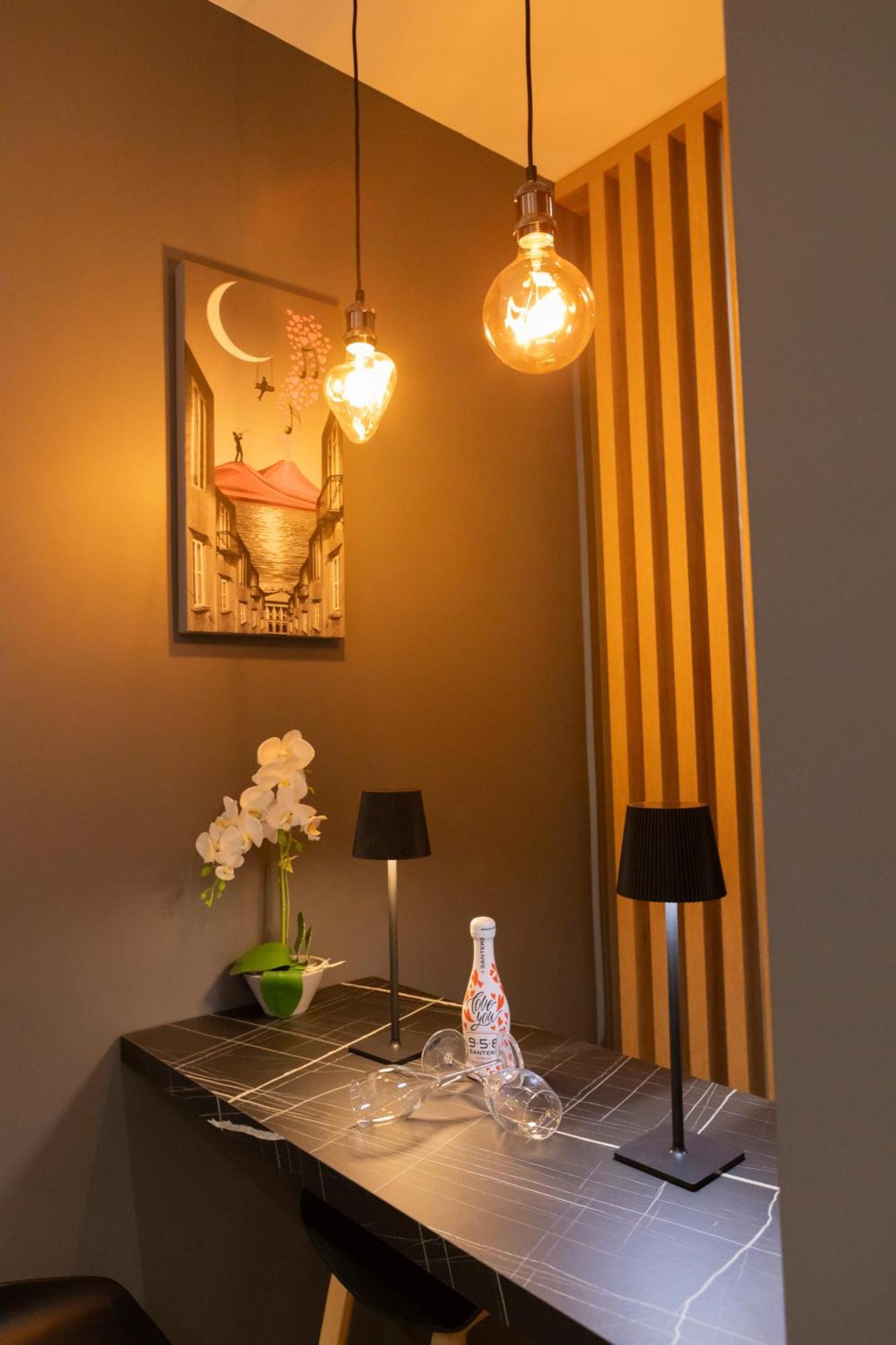Alleria Rooms نابولي المظهر الخارجي الصورة